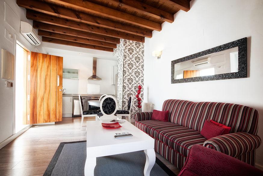 Siete Revueltas Singular Apartments - Seville — Photos 1